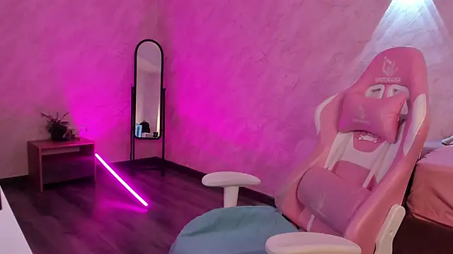 Snapshot of gentle_muse chatting on February 14, 2026, 12:07 am gentle muse online show from February 14, 2026, 12:07 am