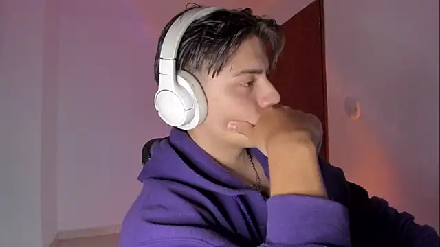 Giordano Russo online show from January 5, 2026, 9:51 pm