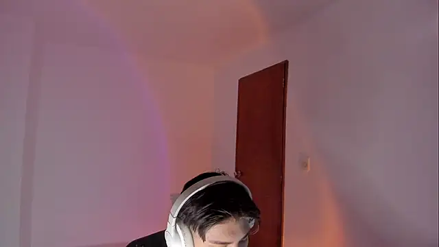 Giordano Russo online show from January 6, 2026, 6:44 pm