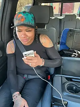 HaloRodeoLover2 online show from March 18, 2026, 2:53 pm