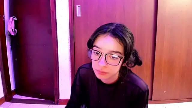  Lunnaa  online show from February 2, 2025, 5:21 am