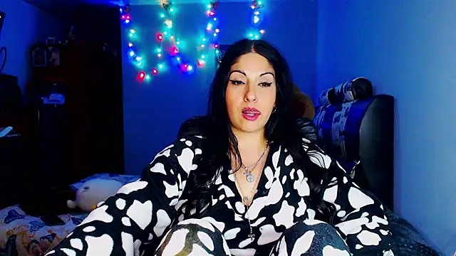 sahtlove1 online show from January 15, 2026, 4:06 am