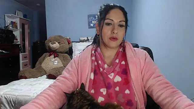 Snapshot of sahtlove1 chatting on May 5, 2026, 12:40 am sahtlove1 online show from May 5, 2026, 12:40 am