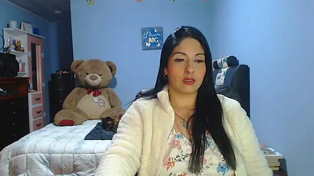 Snapshot of sahtlove1 chatting on May 15, 2026, 11:23 pm sahtlove1 online show from May 15, 2026, 11:23 pm