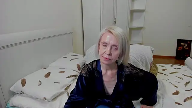 Snapshot of aminalive chatting on October 19, 2025, 5:57 pm aminalive online show from October 19, 2025, 5:57 pm