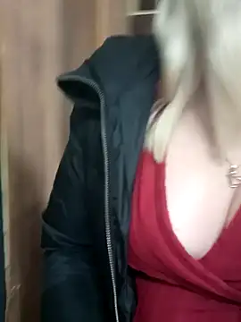 Arina smiles online show from December 27, 2024, 3:48 pm