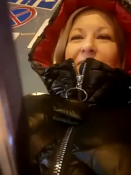 Arina smiles online show from January 10, 2025, 3:58 pm