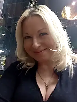 Arina smiles online show from January 31, 2025, 4:17 pm