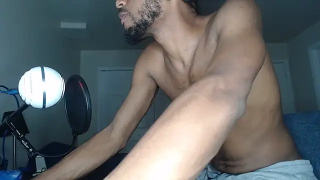 ChrisVacher online show from November 6, 2025, 3:07 am