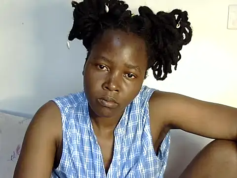Snapshot of Sweet_ebony20 chatting on January 18, 2026, 7:56 am Sweet ebony20 online show from January 18, 2026, 7:56 am