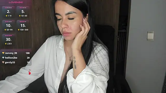 Snapshot of keyn_laurent_1 chatting on December 25, 2024, 11:00 am keyn laurent 1 online show from December 25, 2024, 11:00 am