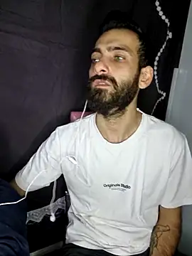 Snapshot of Drkats chatting on February 12, 2026, 7:42 pm Drkats online show from February 12, 2026, 7:42 pm