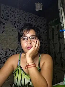 Snapshot of lovely_samxxx24 chatting on September 21, 2025, 6:53 pm lovely samxxx24 online show from September 21, 2025, 6:53 pm