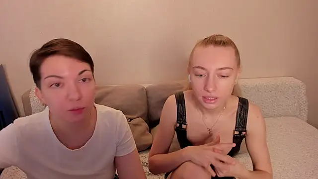 Snapshot of secret_dreams__ chatting on December 20, 2024, 8:49 am secret dreams online show from December 20, 2024, 8:49 am