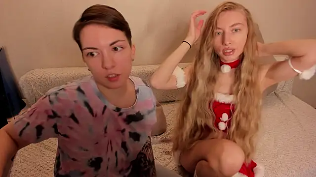 Snapshot of secret_dreams__ chatting on December 21, 2024, 3:20 pm secret dreams online show from December 21, 2024, 3:20 pm