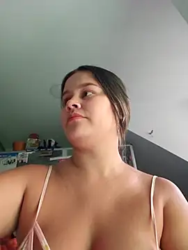 sweet lucia online show from December 1, 2025, 2:11 pm