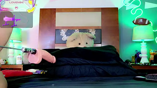 Snapshot of ashley_19xx chatting on April 7, 2026, 9:59 pm ashley 19xx online show from April 7, 2026, 9:59 pm