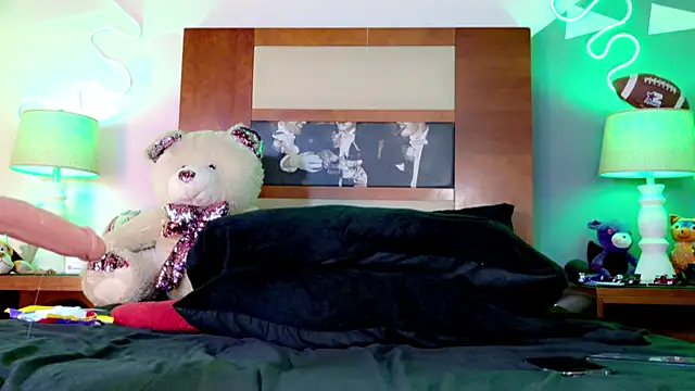 Snapshot of ashley_19xx chatting on April 16, 2026, 9:54 am ashley 19xx online show from April 16, 2026, 9:54 am