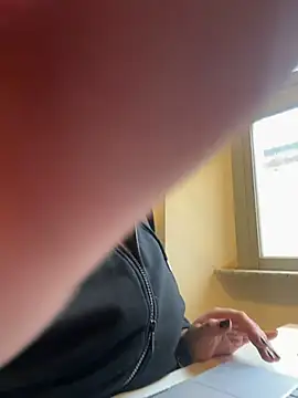 IamSashaLuv online show from December 3, 2025, 8:34 am