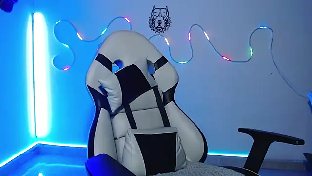 sebastian horny online show from December 2, 2025, 10:38 pm