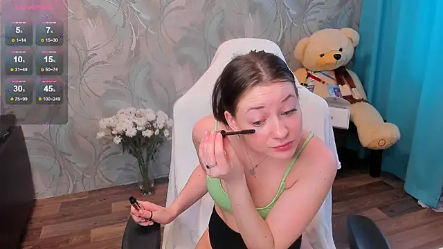 Kitty8meow online show from January 10, 2025, 4:44 am