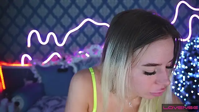 Snapshot of Sexy_Ira chatting on January 12, 2025, 10:45 am Sexy Ira online show from January 12, 2025, 10:45 am