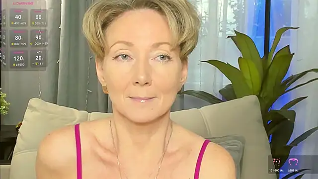 AkexandraFix online show from February 16, 2026, 1:40 pm