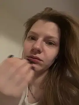 MaryHiggins online show from March 11, 2025, 8:53 pm