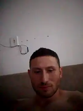 Snapshot of Juninho5755 chatting on October 30, 2025, 11:27 pm Juninho5755 online show from October 30, 2025, 11:27 pm