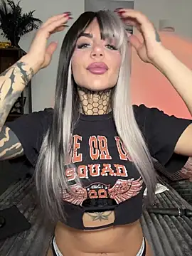 LexiCoco online show from March 25, 2026, 4:02 pm