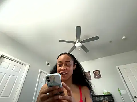 RylHoneyy online show from January 16, 2026, 7:29 pm