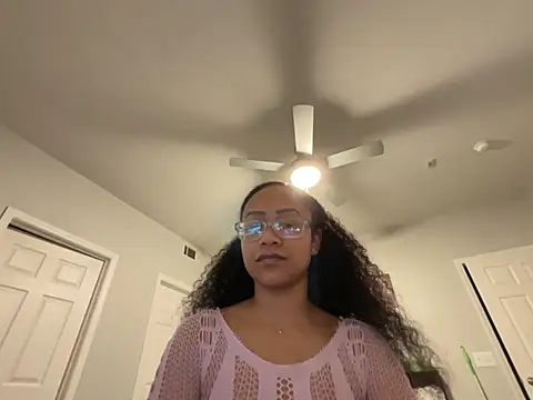 RylHoneyy online show from February 1, 2026, 2:21 am