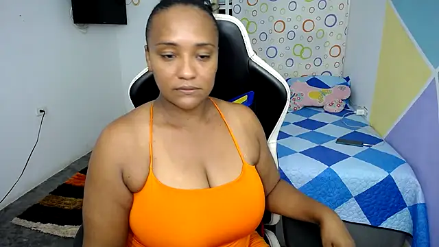 Snapshot of marysol83 chatting on January 24, 2025, 2:39 am marysol83 online show from January 24, 2025, 2:39 am