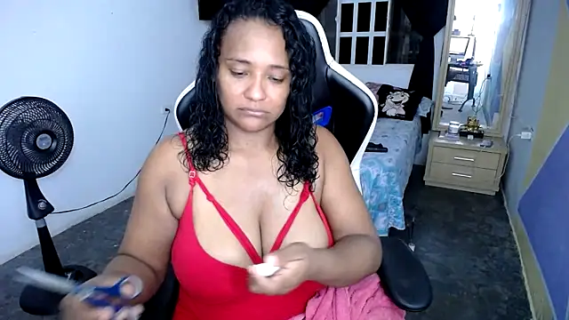 Snapshot of marysol83 chatting on March 12, 2025, 1:25 am marysol83 online show from March 12, 2025, 1:25 am