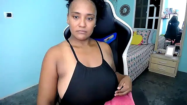 Snapshot of marysol83 chatting on September 19, 2025, 2:57 am marysol83 online show from September 19, 2025, 2:57 am