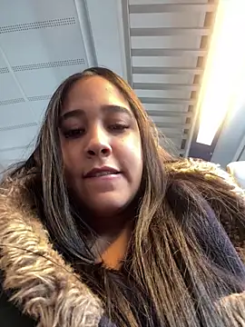 WHAAATTTTTTTTTT online show from December 15, 2025, 11:36 am