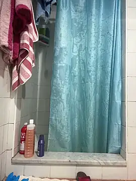 Snapshot of CRHYSTEL chatting on February 23, 2025, 1:32 pm CRHYSTEL online show from February 23, 2025, 1:32 pm