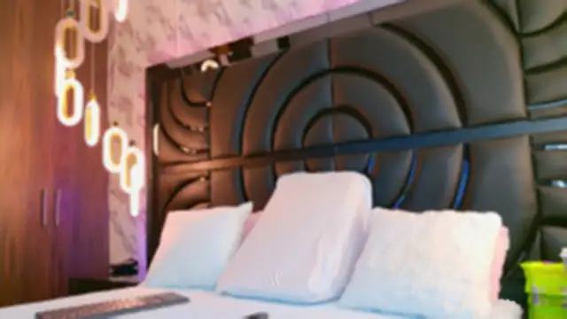 Snapshot of sarahgrey18 chatting on November 1, 2025, 11:34 am sarahgrey18 online show from November 1, 2025, 11:34 am