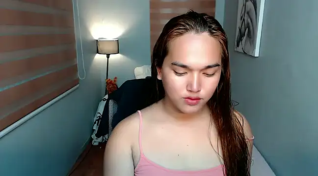 Snapshot of MoaningKylie chatting on December 9, 2024, 9:49 am MoaningKylie online show from December 9, 2024, 9:49 am