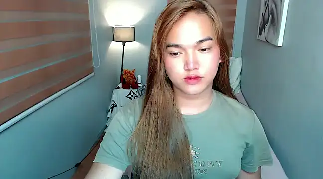 Snapshot of MoaningKylie chatting on December 13, 2024, 9:20 pm MoaningKylie online show from December 13, 2024, 9:20 pm