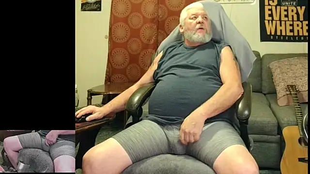 Snapshot of countrydomdaddy chatting on December 30, 2024, 12:43 am countrydomdaddy online show from December 30, 2024, 12:43 am