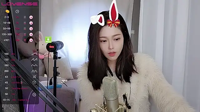 Snapshot of tw_lala chatting on December 24, 2024, 4:19 pm tw lala online show from December 24, 2024, 4:19 pm