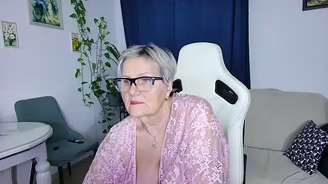 Selenna57 online show from January 16, 2026, 6:45 pm