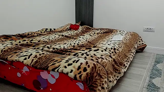 Snapshot of sexxymuscles4u chatting on February 20, 2025, 6:35 pm sexxymuscles4u online show from February 20, 2025, 6:35 pm