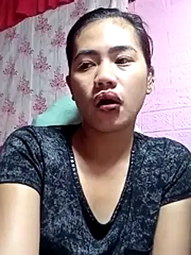 Cutie body11 online show from July 17, 2026, 1:23 am