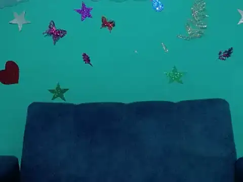 Snapshot of sirena_15 chatting on December 18, 2024, 5:48 am sirena 15 online show from December 18, 2024, 5:48 am