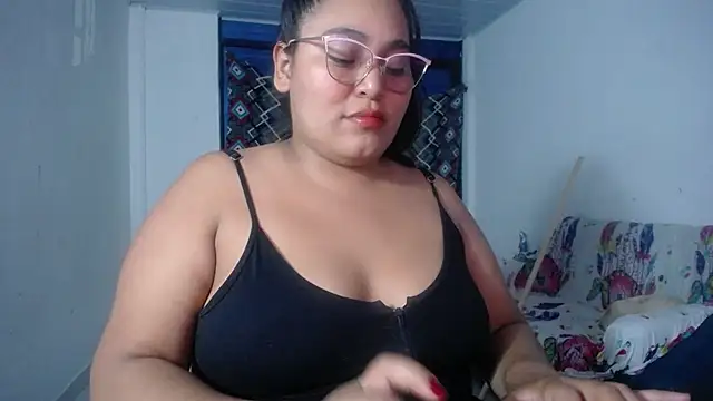 sirena 15 online show from February 6, 2026, 5:23 am