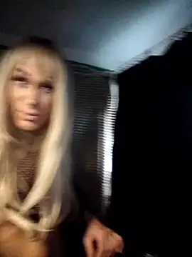 Snapshot of lilianashemale chatting on October 23, 2025, 1:32 pm lilianashemale online show from October 23, 2025, 1:32 pm