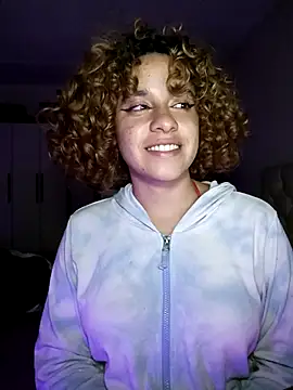 EmmaMelissa0521 online show from March 19, 2025, 11:57 pm