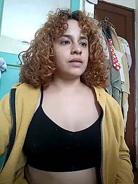 EmmaMelissa0521 online show from September 24, 2025, 9:18 pm